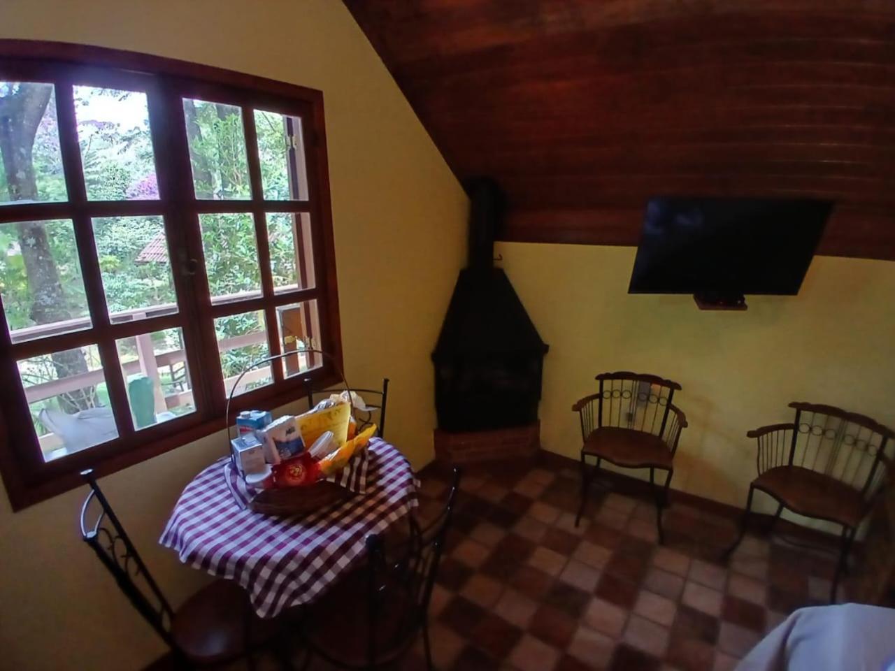 Sitio Recanto Da Paz Chales - Casa E Chale Para Temporada Sao Pedro da Serra  Room photo